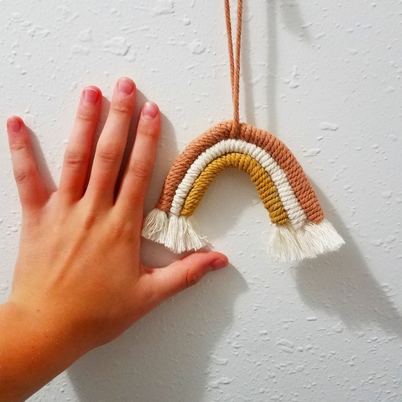 Macrame car or wall hanging - Picture 2 of 2